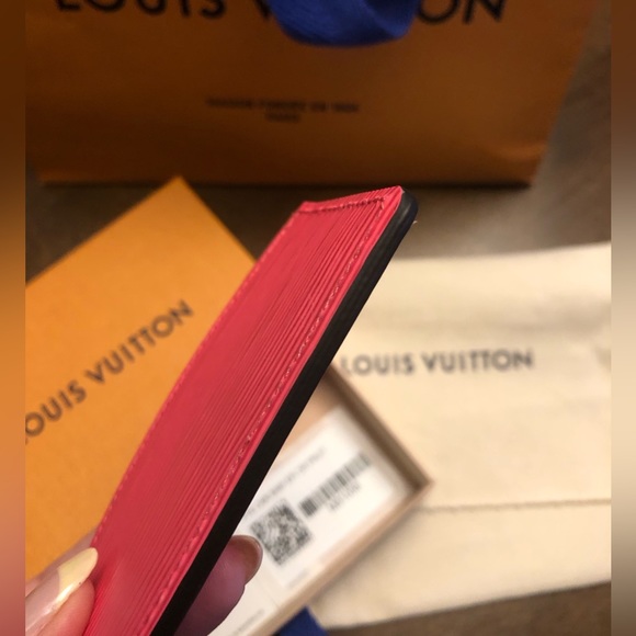 LOUIS VUITTON Epi leather card holder in Dragon Fruit - Picture 10 of 10